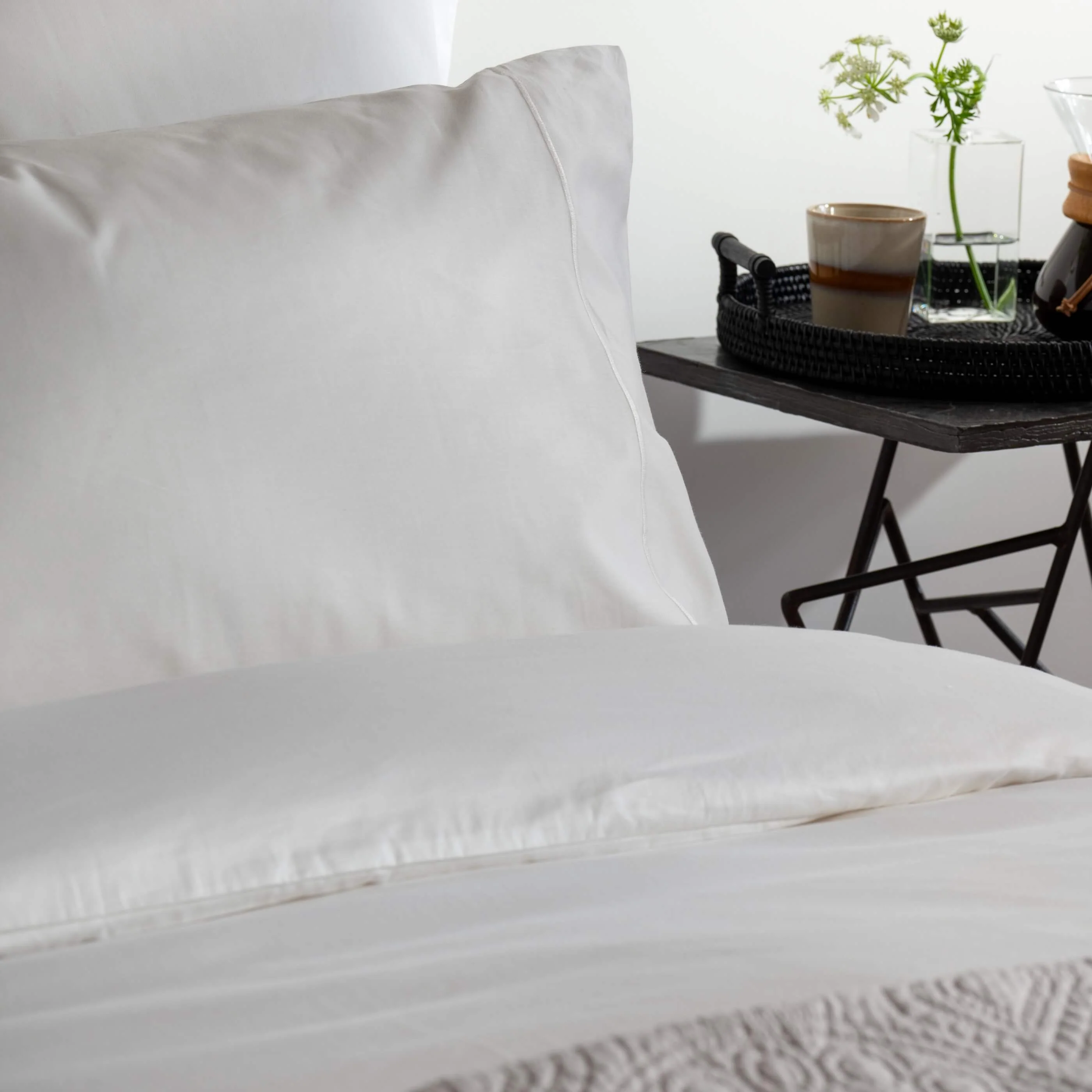 White 400 Thread Count Egyptian Cotton Duvet Cover - Image 4