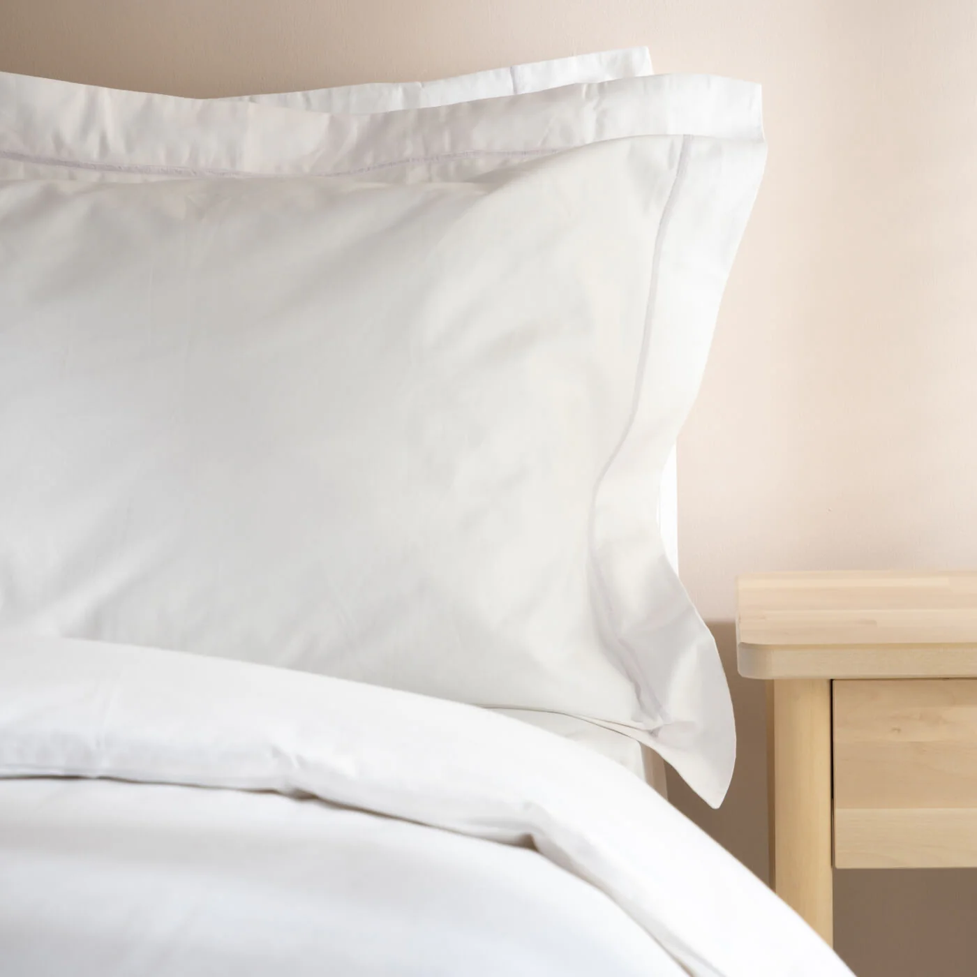 White 400 Thread Count Egyptian Cotton Duvet Cover - Image 7