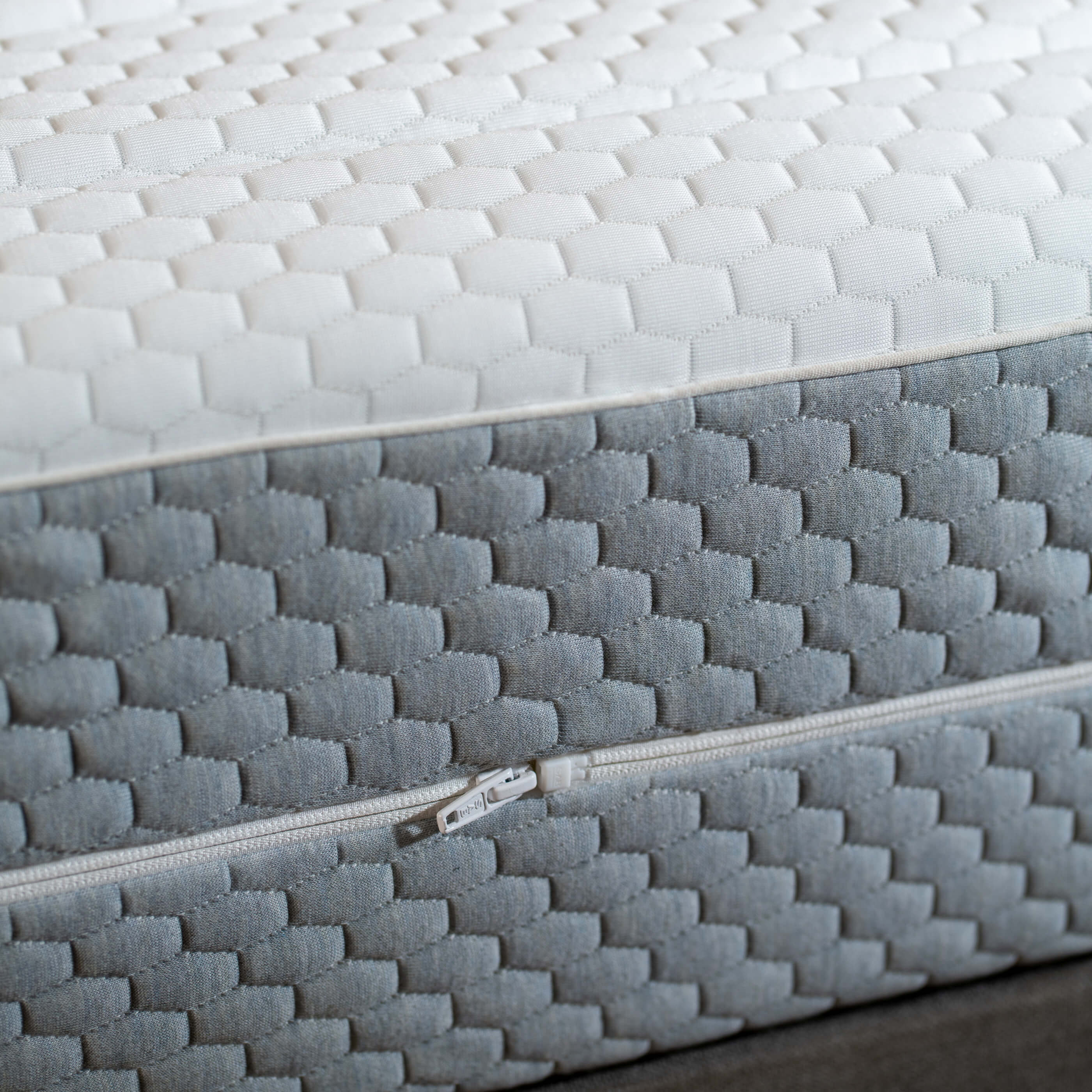Cooling Memory Foam Mattress - Image 4