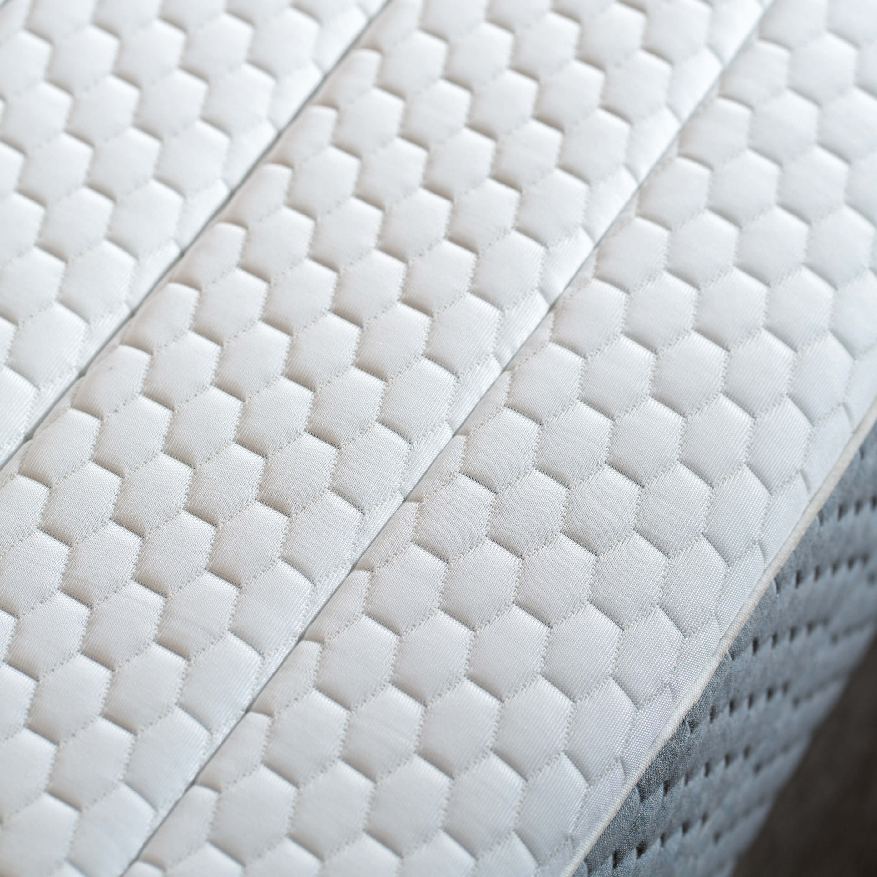 Cooling Memory Foam Mattress - Image 5