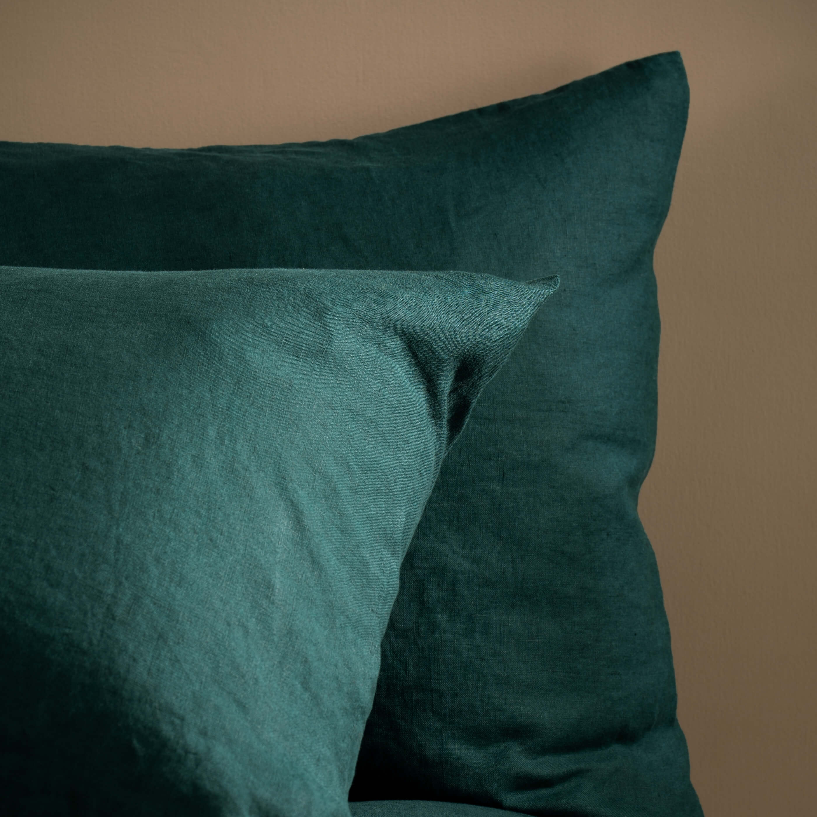 Dark Emerald French Linen Pillowcases - Image 2