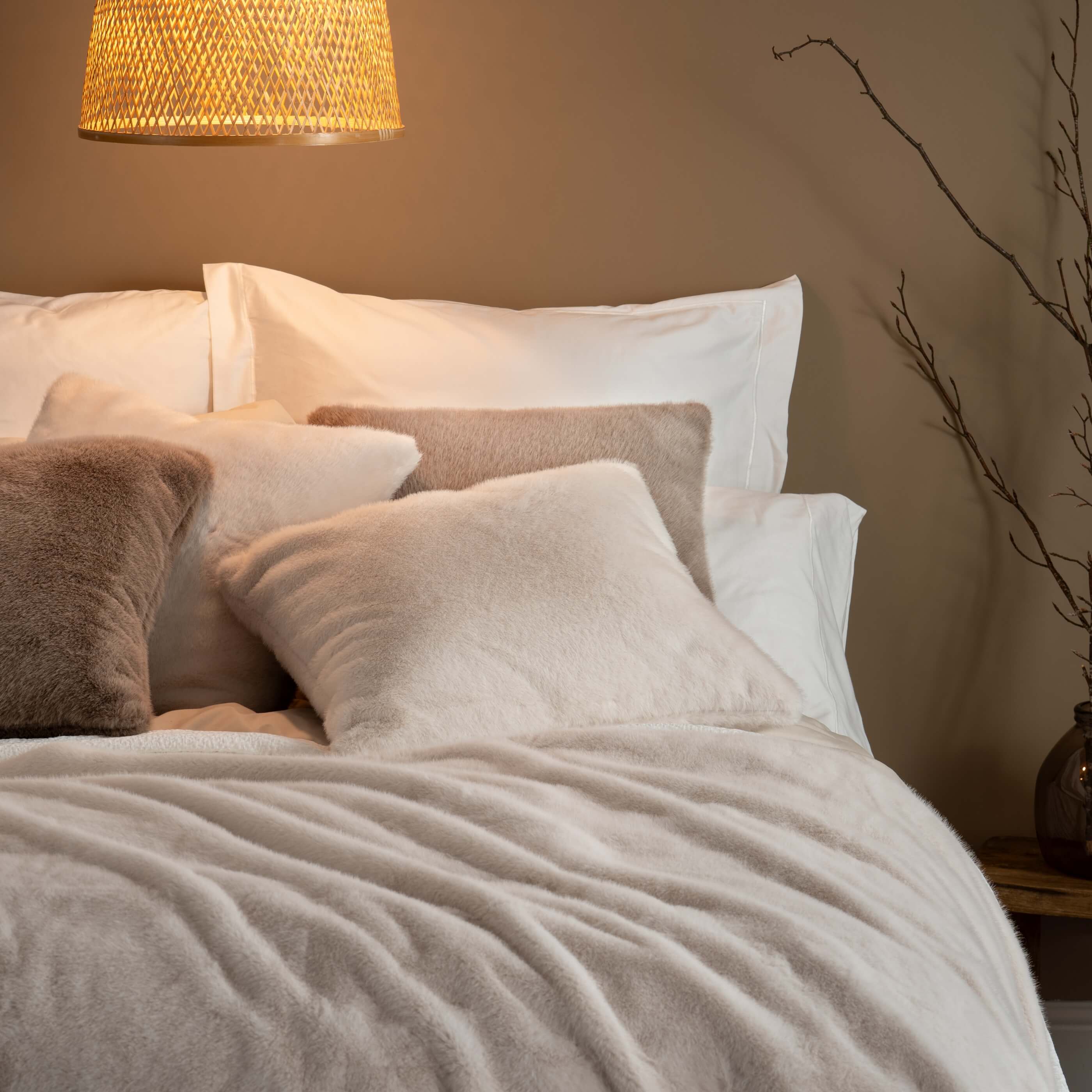 Ivory Faux Fur Throw - Image 3