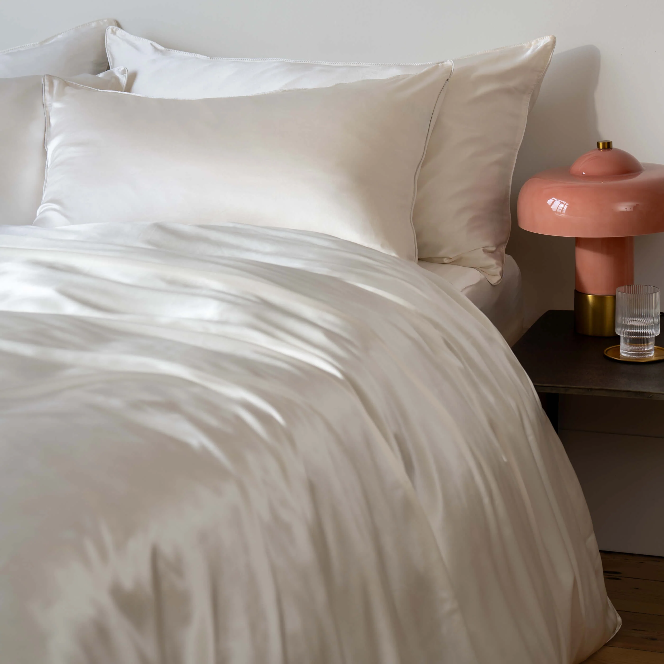 Ivory Mulberry Silk 30cm Standard Fitted Sheets - Image 5