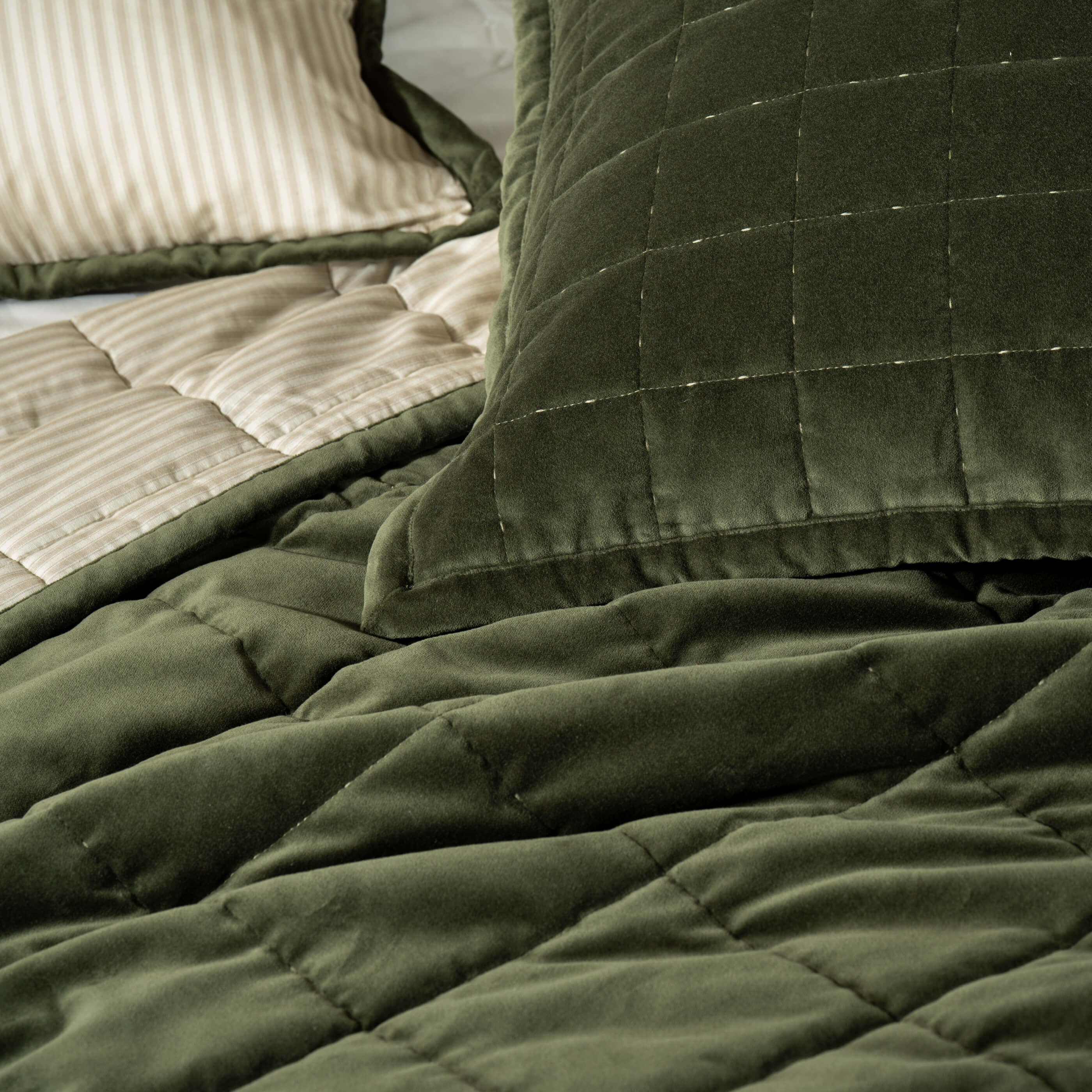 Olive Green Velvet Cotton Quilted Bedspreads - Image 3