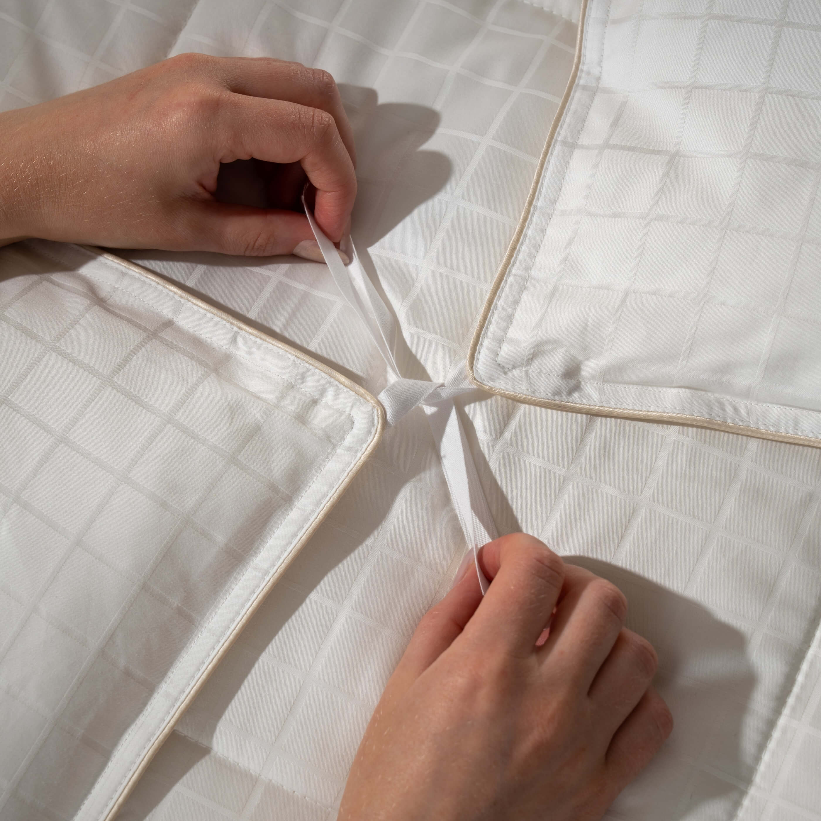 Soft as Down with Silk Duvet - Signature Ties - Image 7
