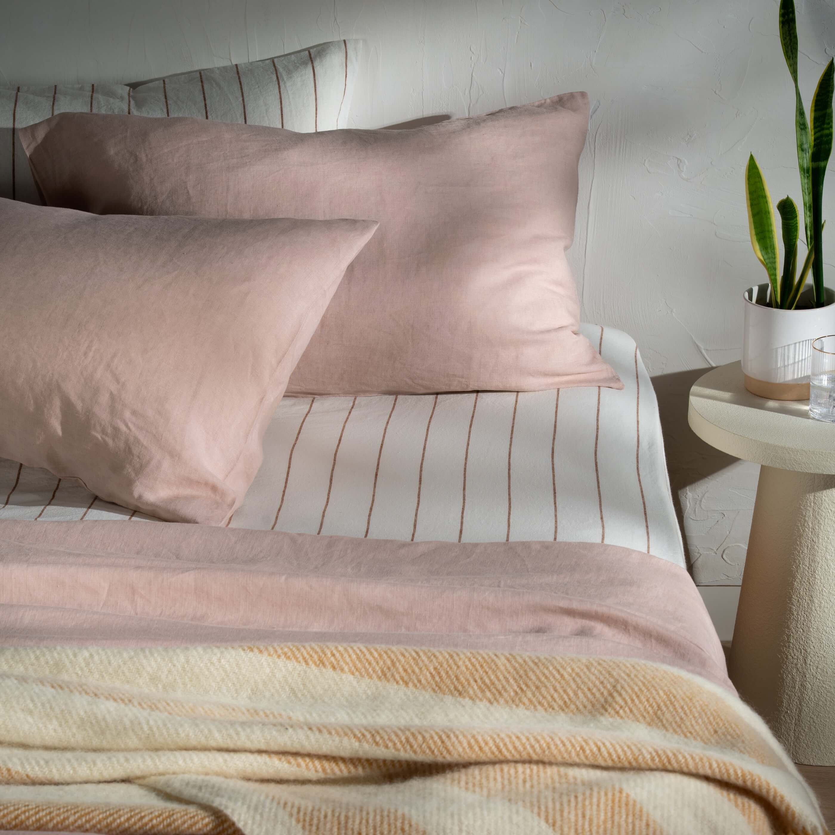 Soft Pink French Linen Duvet Cover - Image 3