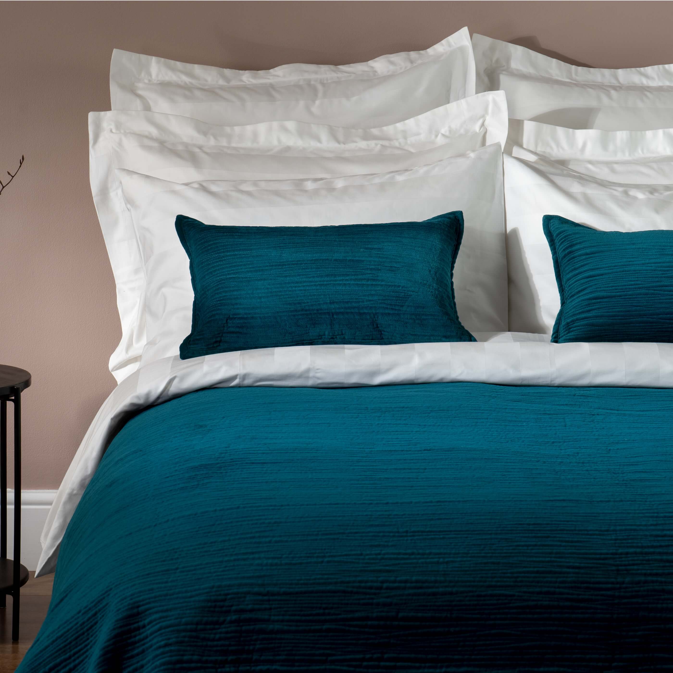 Textured Velvet Small Rectangle Cushion Cover - Image 3