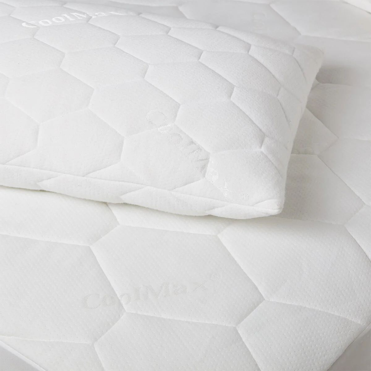 Waterproof Coolmax Pillow and Mattress Protectors - Image 5