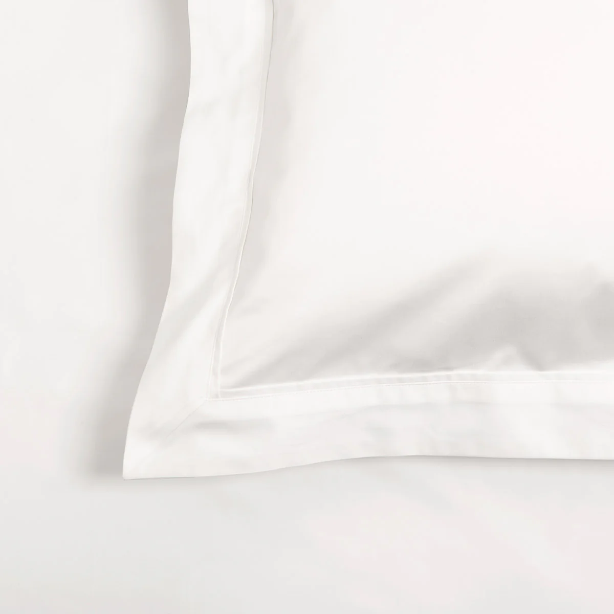 White 1000 Thread Count Supima Cotton Standard Bed Set - Image 3
