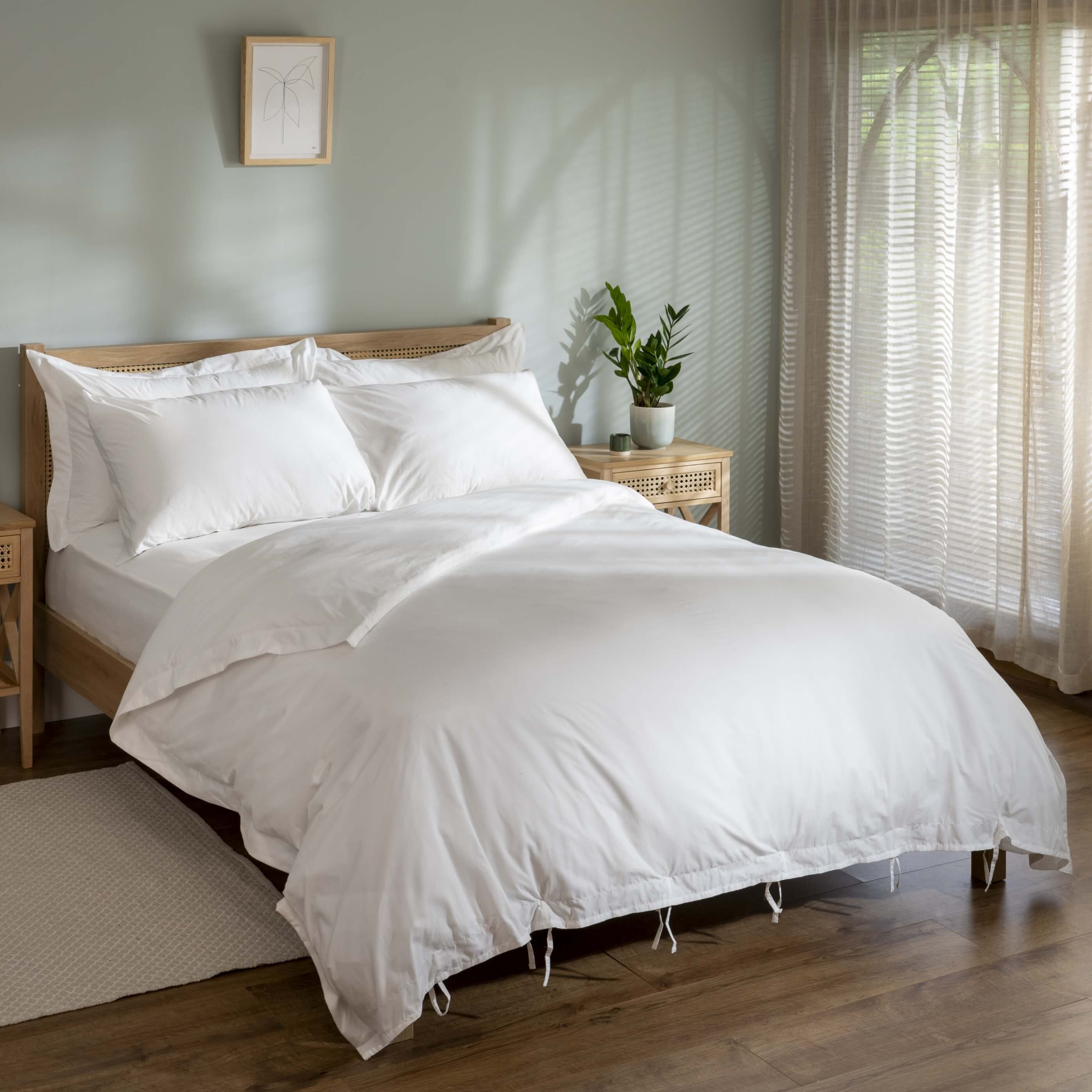 White 200 Thread Count Organic Cotton Duvet Cover - Image 4