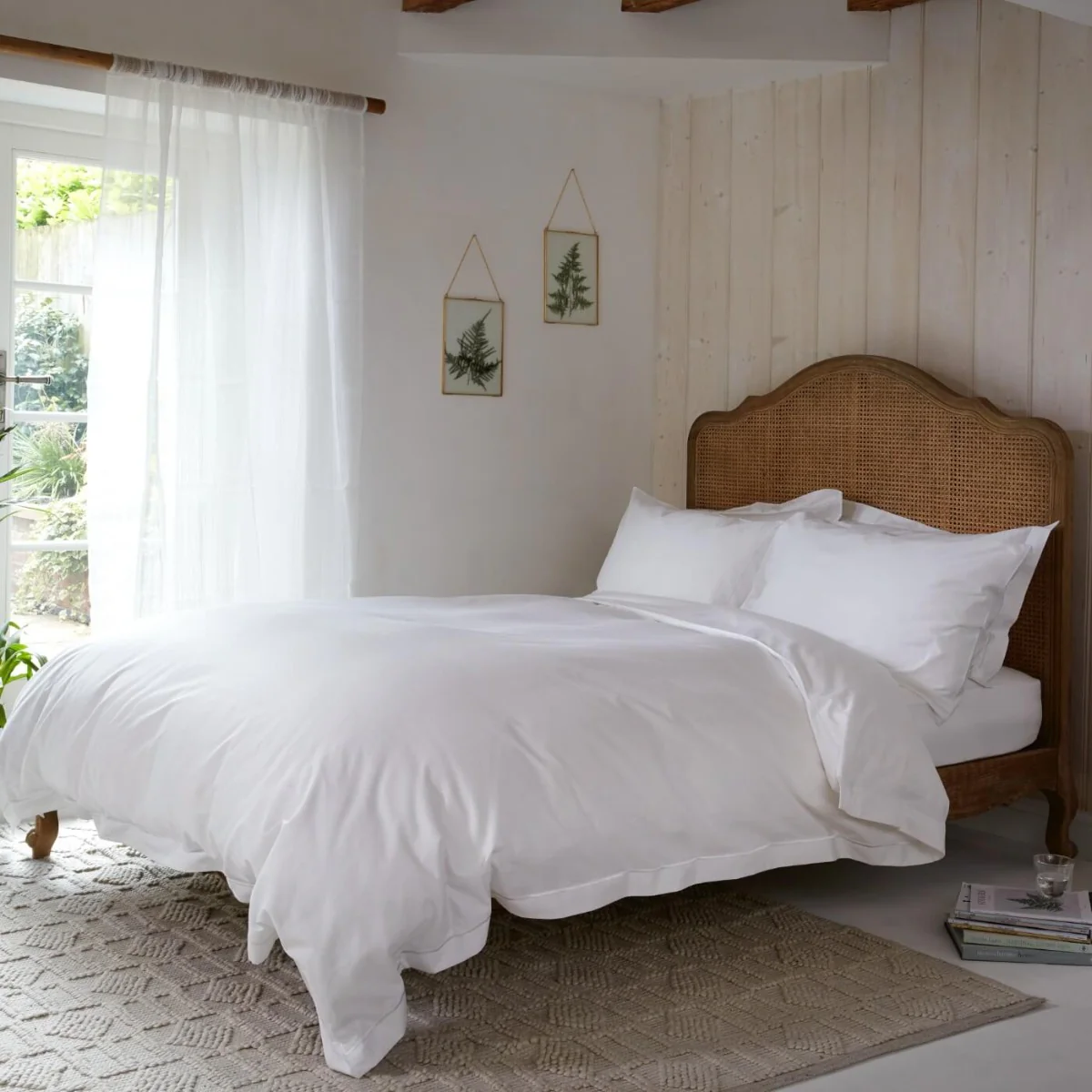 White 300 Thread Count Easycare Cotton With Tencel Pillowcases - Image 3