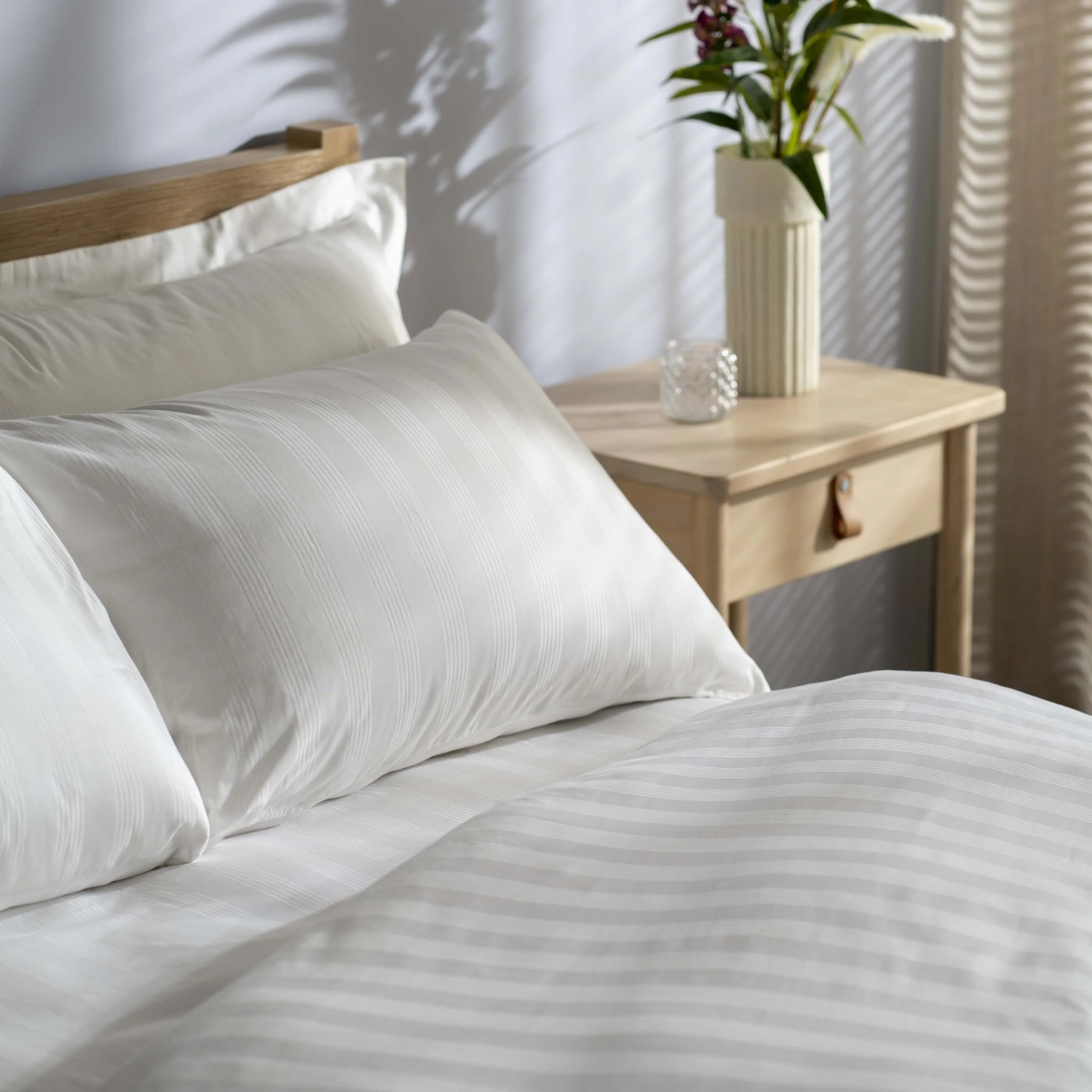 White 400 Thread Count Cotton Stripe Bed Sets - Image 3