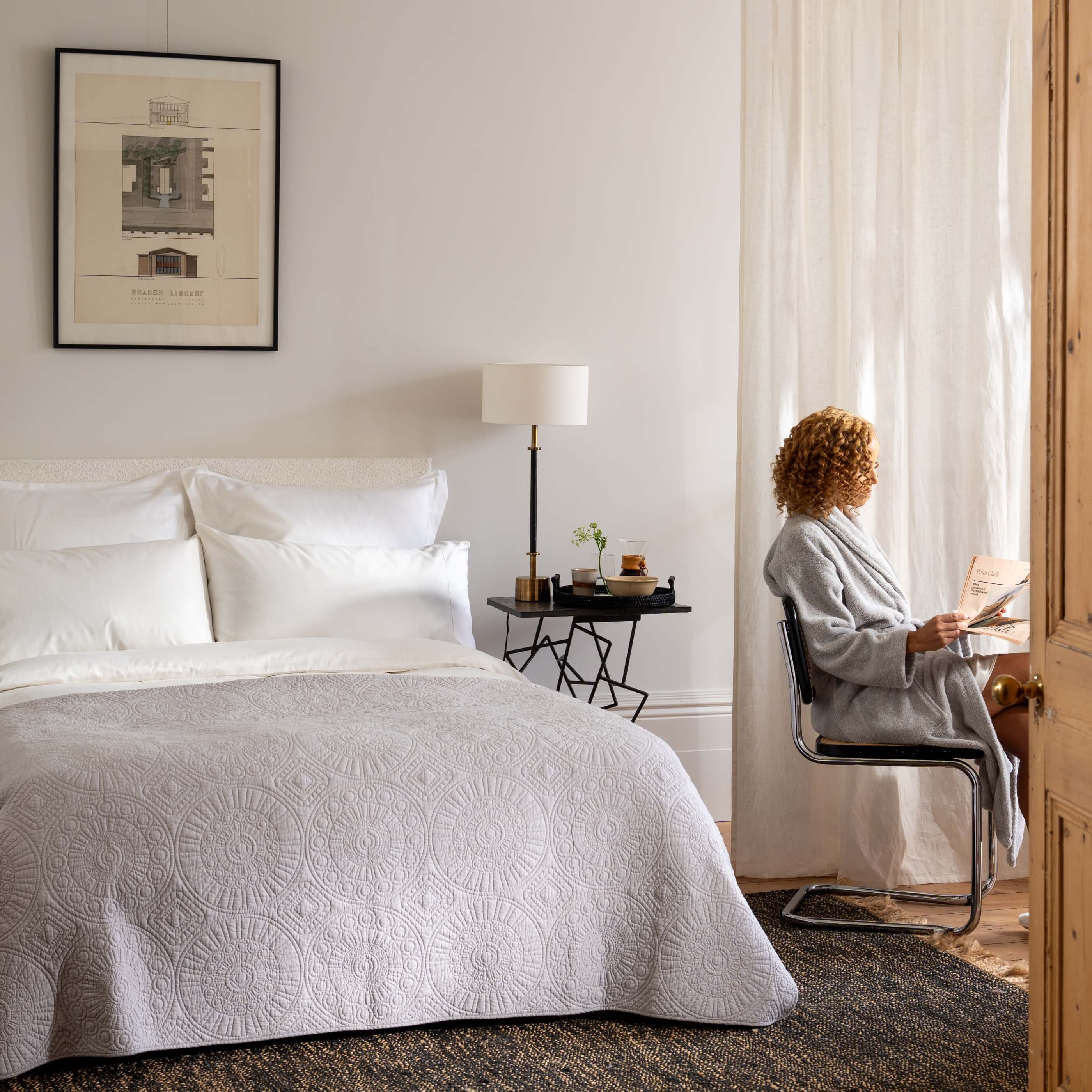 White 400 Thread Count Egyptian Cotton 30cm Standard Fitted Sheets - Image 7