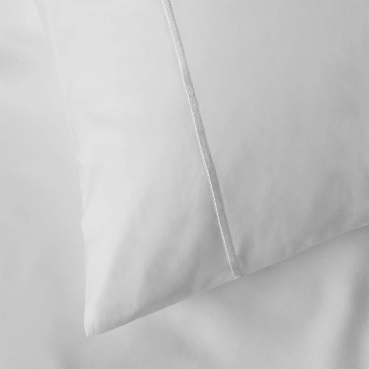 White 600 Thread Count Egyptian Cotton Bedding And Sheets - Image 3