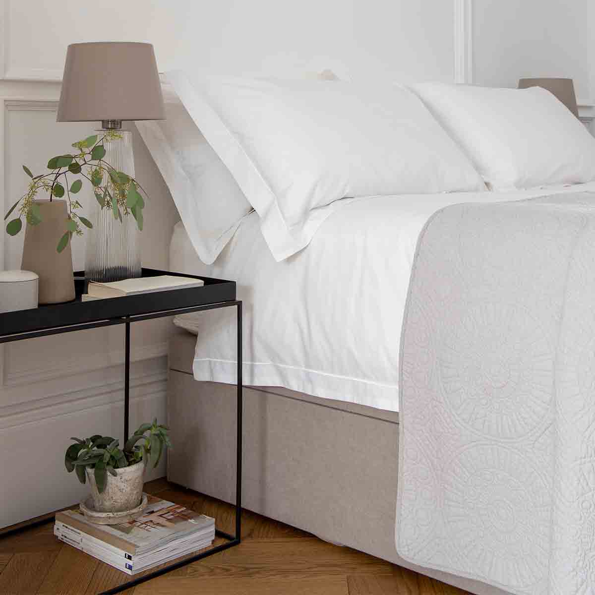 White 200 Thread Count Egyptian Cotton Duvet Cover - Image 4