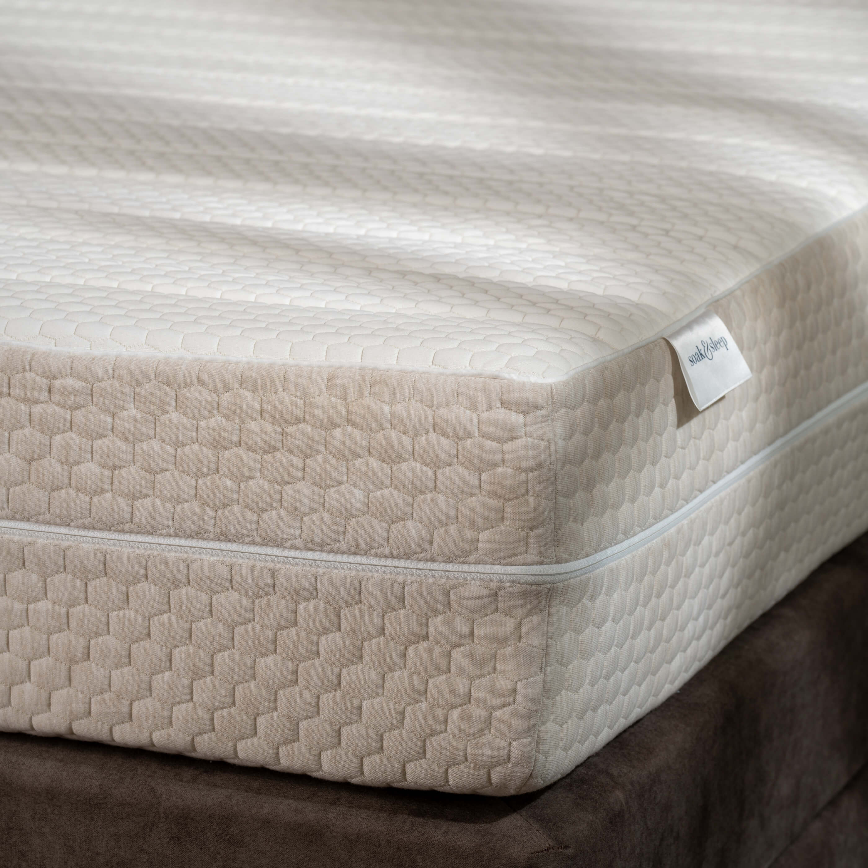 Zoned Hybrid Deep Memory Foam Mattress - Image 3